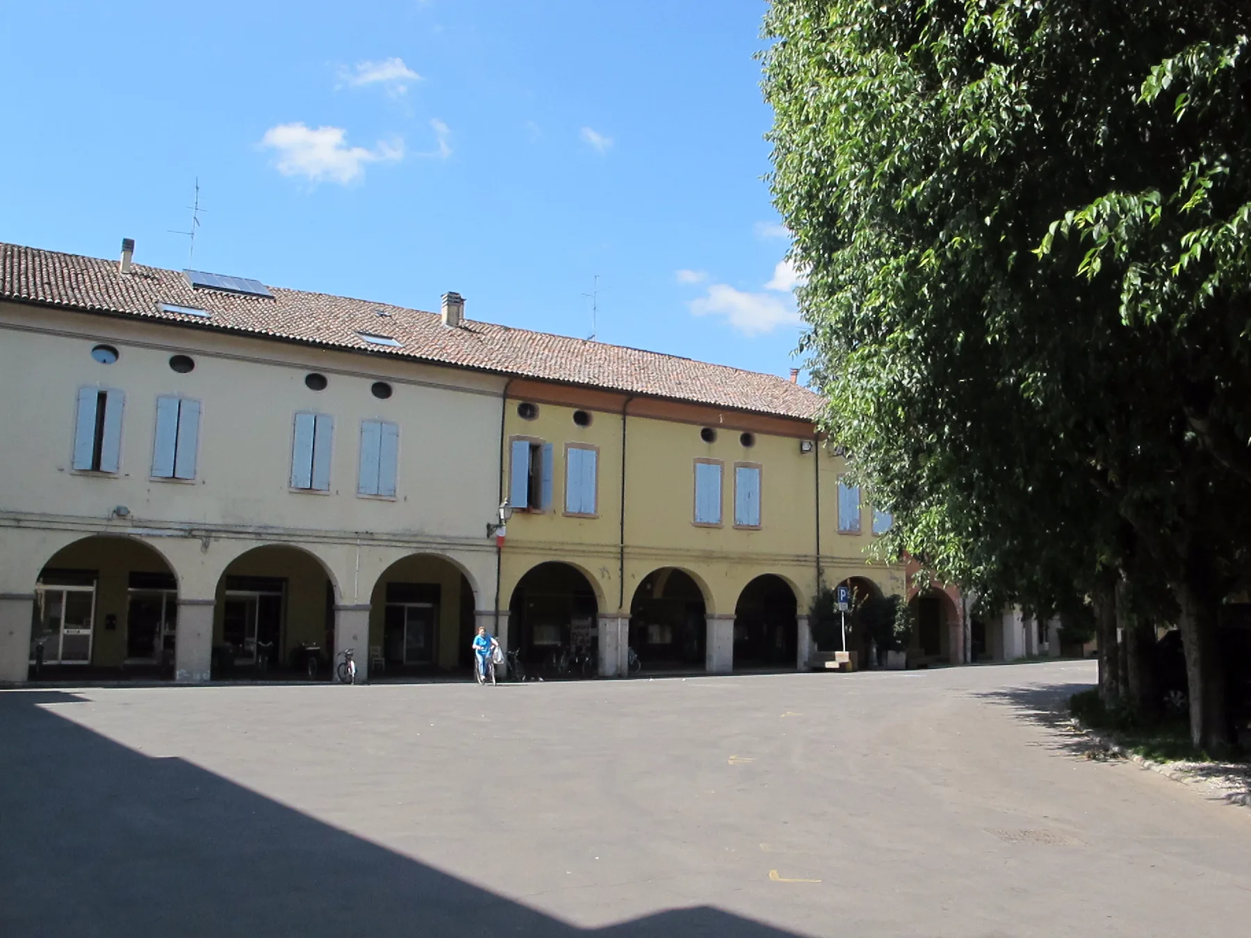 Portici del centro di Nonantola